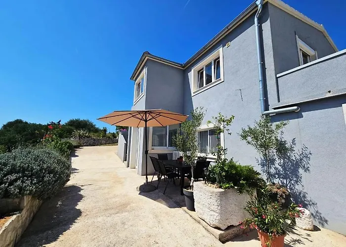 Roberta Apartman Sali